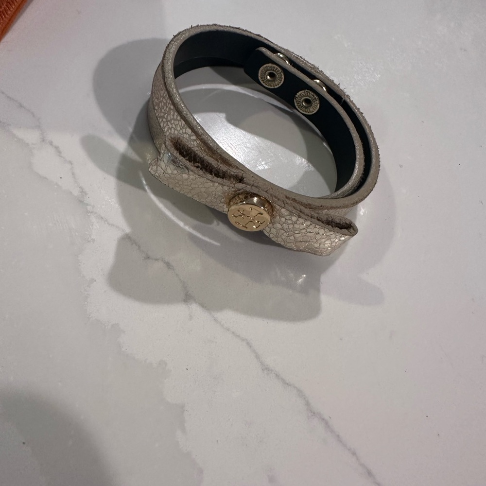 Tory Burch Gold leather bracelet